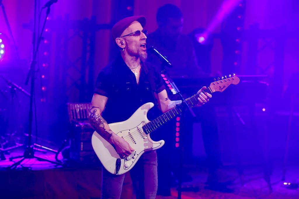 Fotos El Alfredo Kraus, hasta la bandera para ver a Fito & Fitipaldis